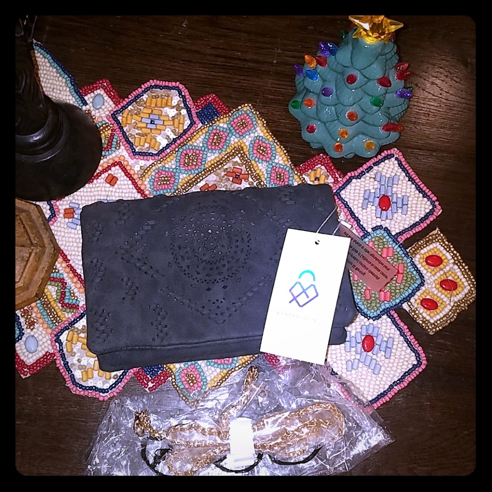 Street Level Clutch/Crossbody bag